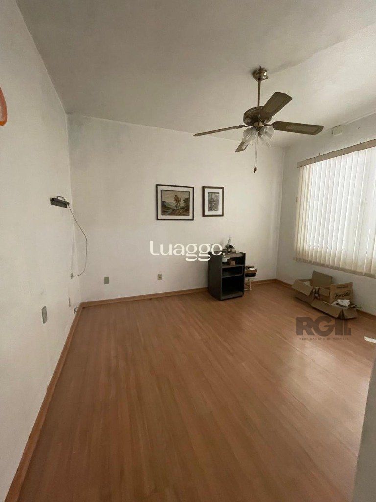 Casa à venda com 3 quartos, 330m² - Foto 9