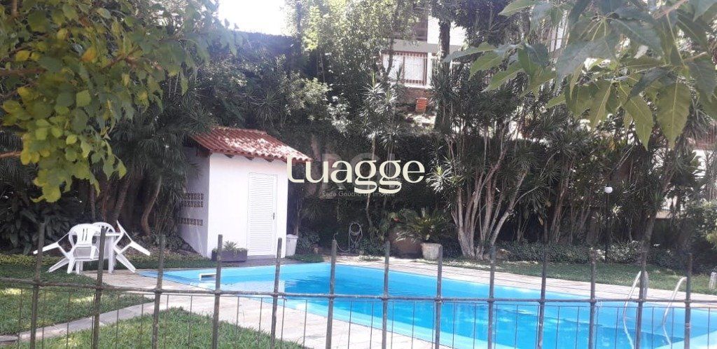 Casa de Condomínio à venda com 5 quartos, 220m² - Foto 26