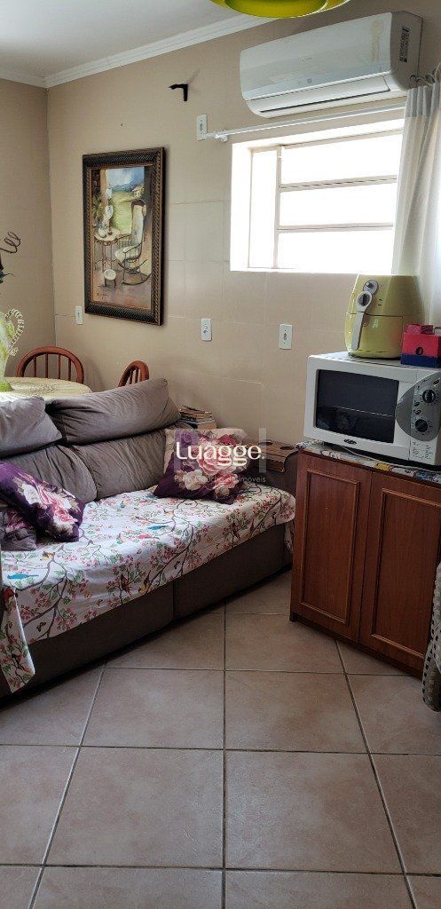 Casa à venda com 8 quartos, 201m² - Foto 30