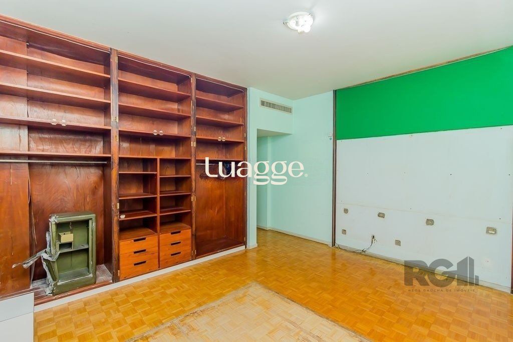 Apartamento à venda com 3 quartos, 214m² - Foto 17