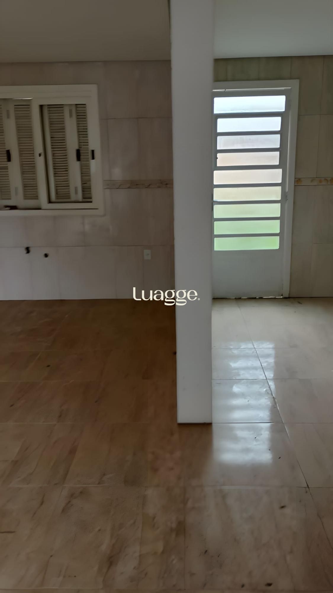 Casa à venda com 2 quartos, 93m² - Foto 3