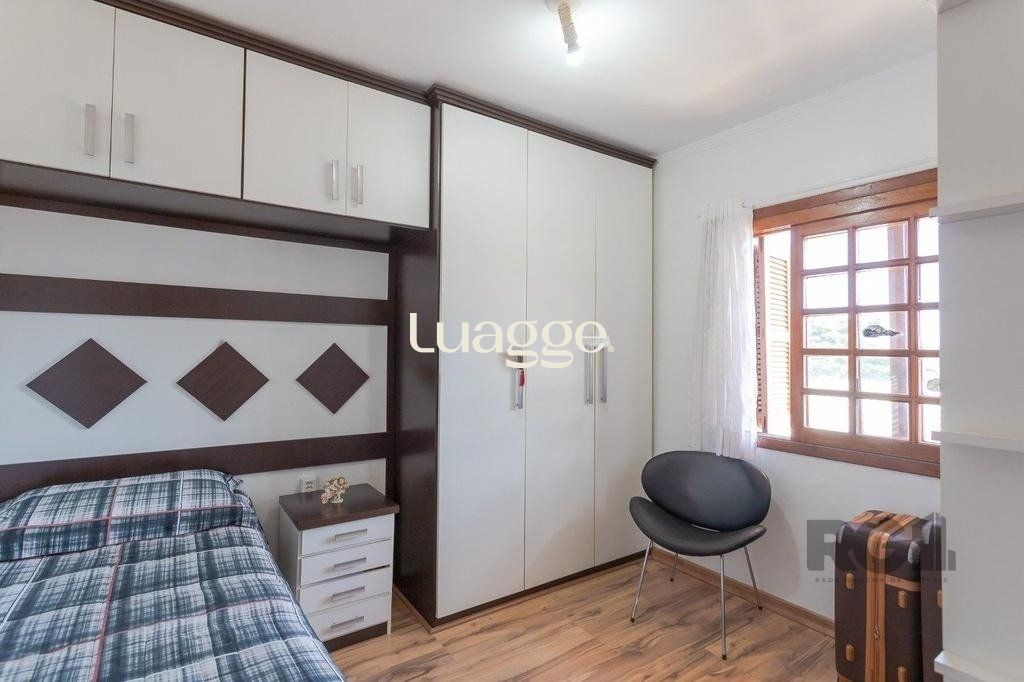 Casa à venda com 4 quartos, 231m² - Foto 37