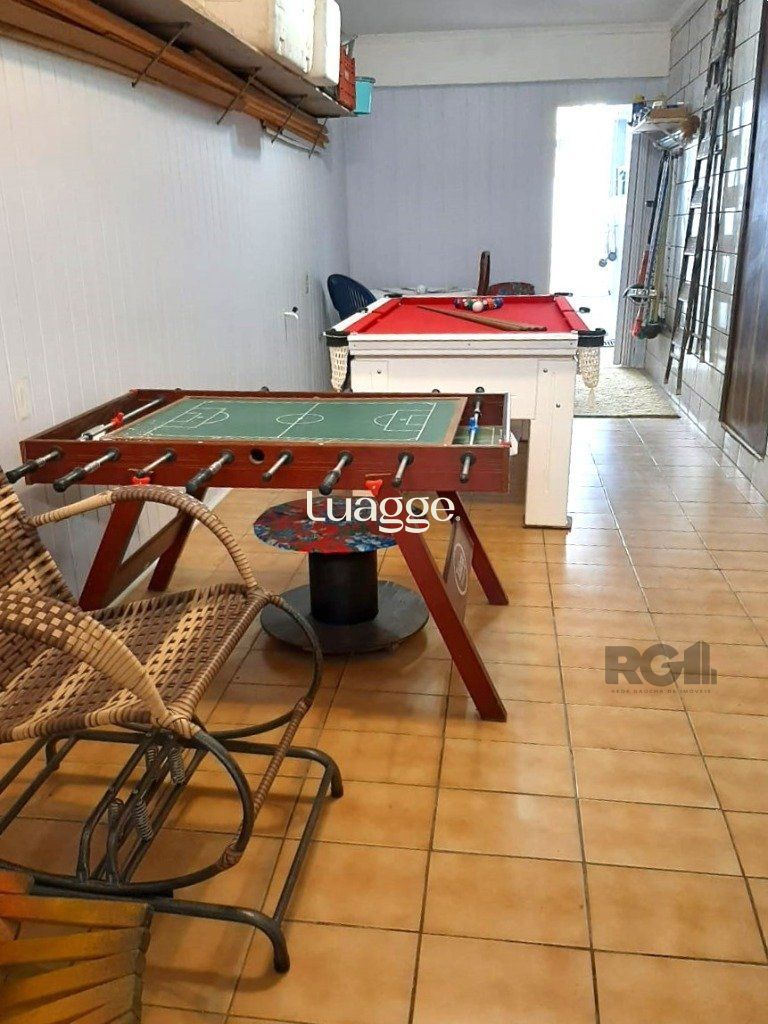Casa à venda com 3 quartos, 211m² - Foto 23