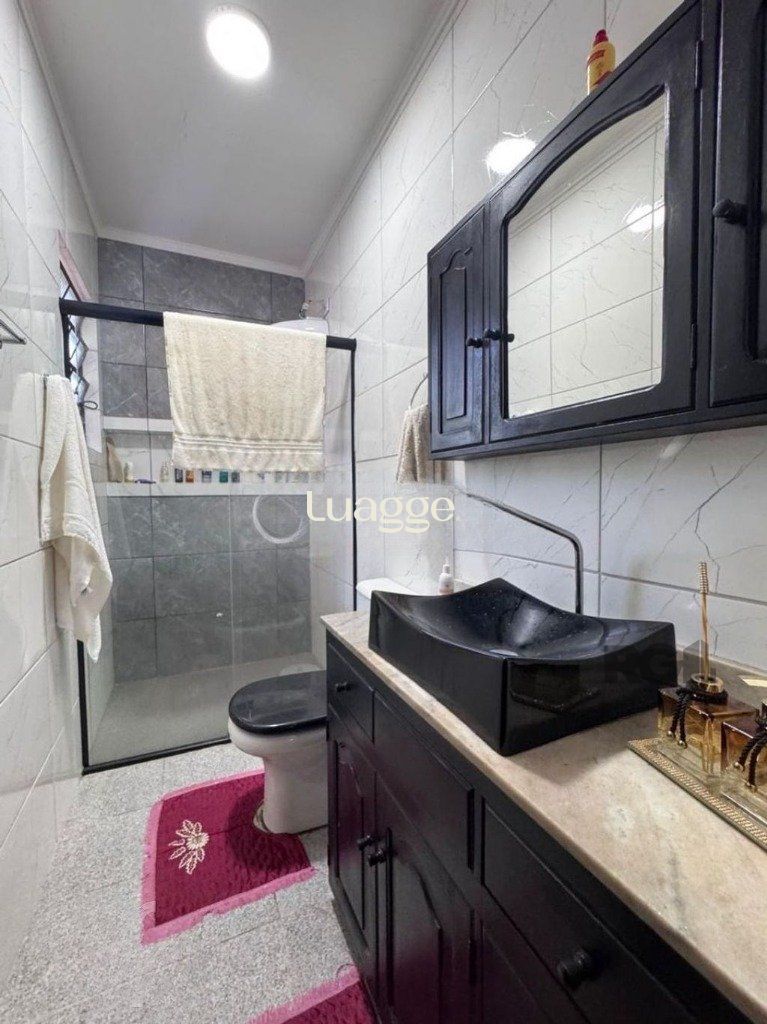 Casa à venda com 3 quartos, 180m² - Foto 11