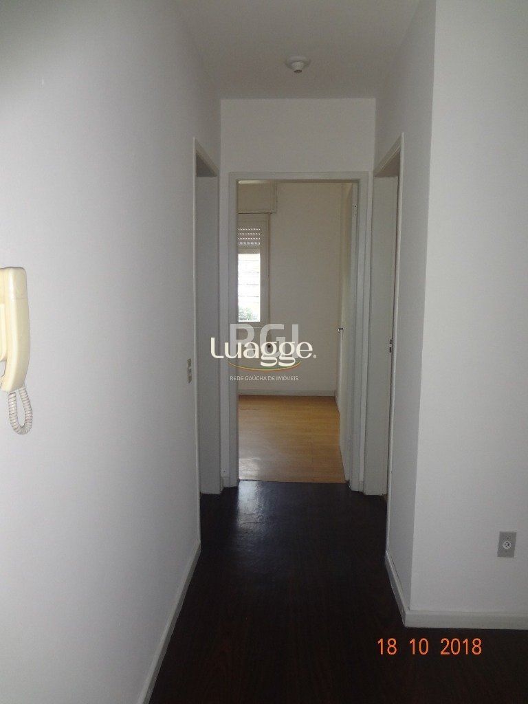 Apartamento à venda com 2 quartos, 75m² - Foto 12