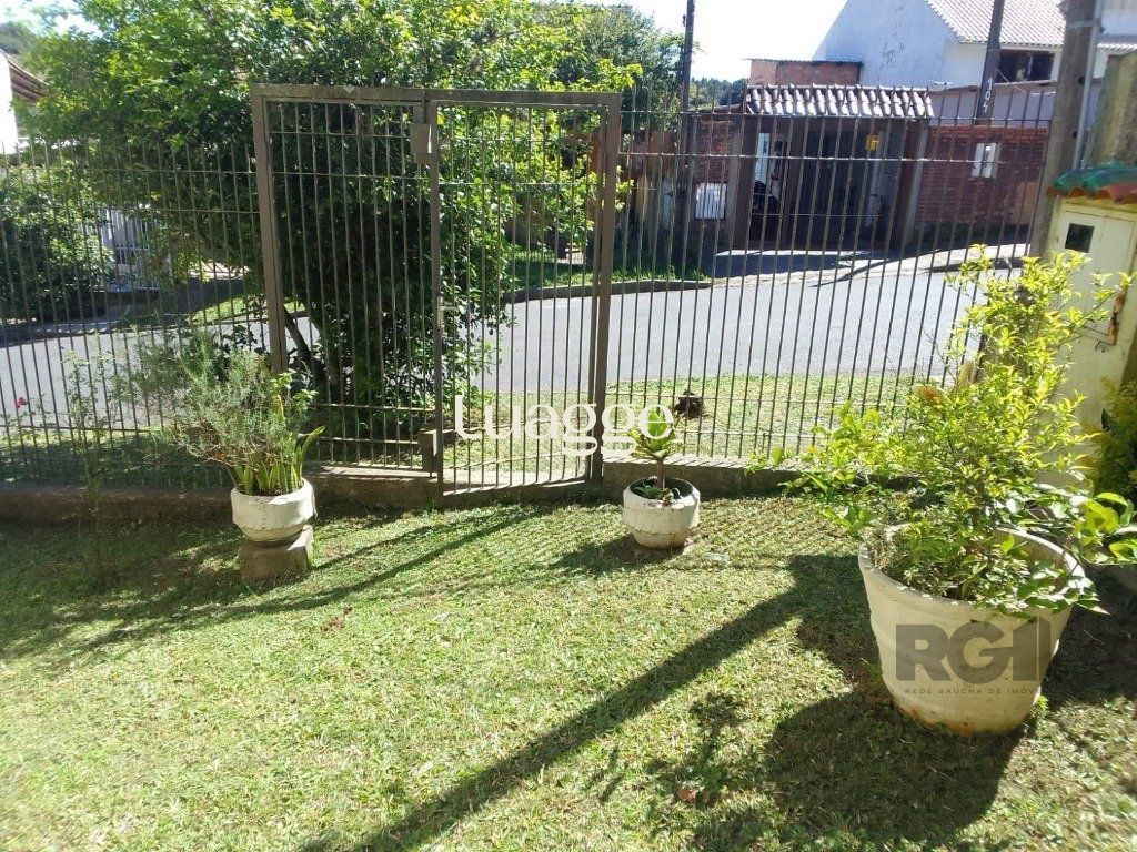 Casa à venda com 4 quartos, 242m² - Foto 4