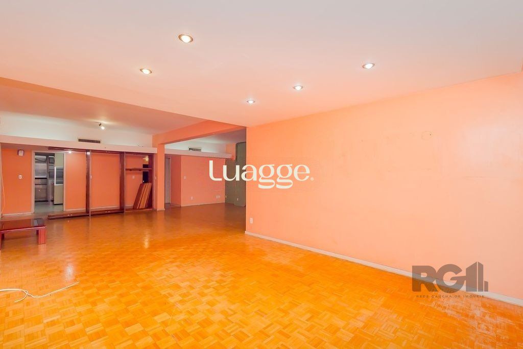 Apartamento à venda com 3 quartos, 214m² - Foto 4