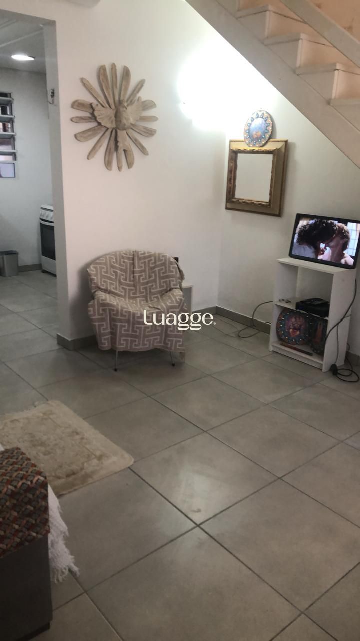 Casa de Condomínio à venda com 2 quartos, 72m² - Foto 3