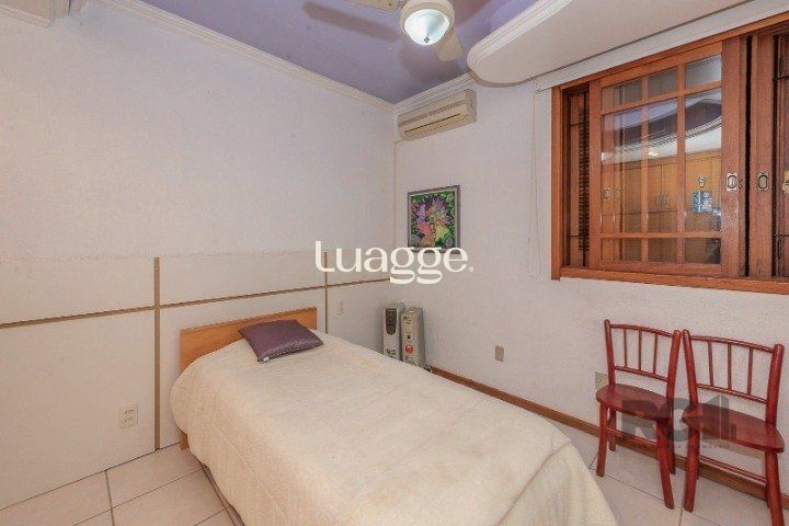 Casa à venda com 3 quartos, 281m² - Foto 14