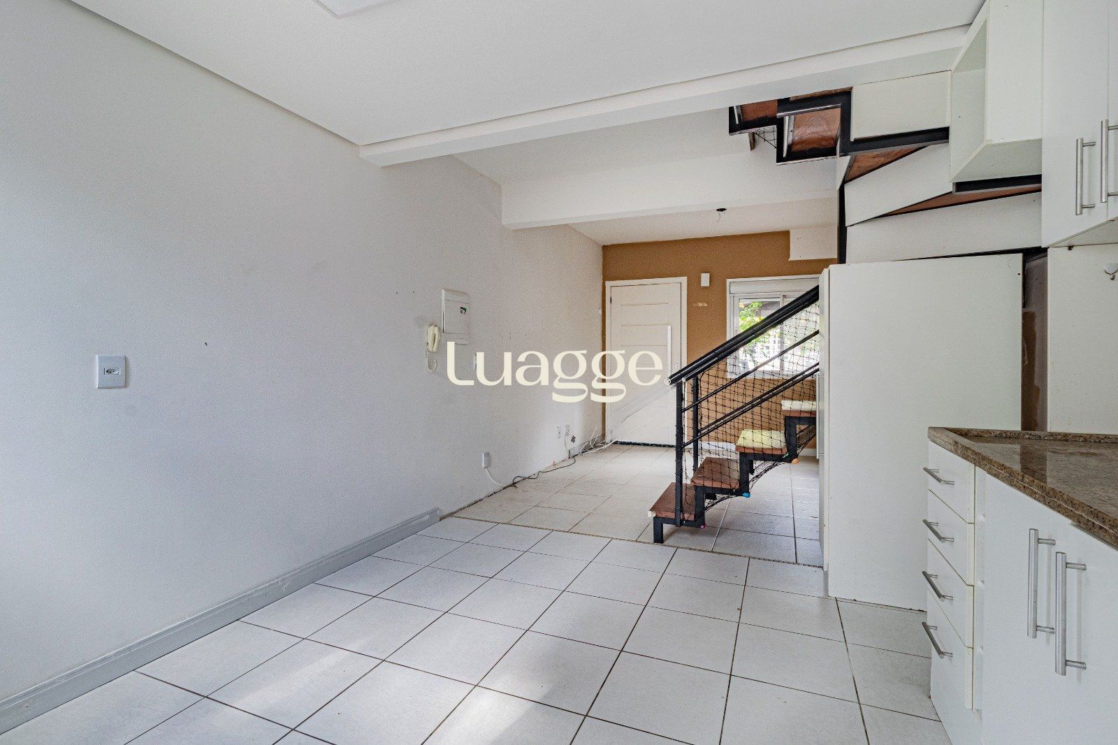 Casa de Condomínio à venda com 3 quartos, 101m² - Foto 4