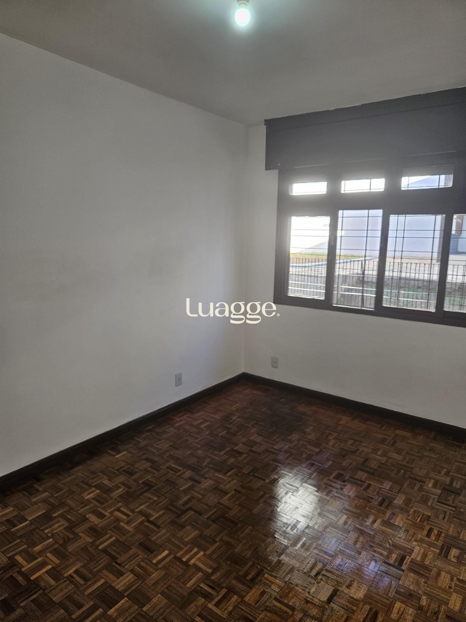 Casa à venda com 3 quartos, 165m² - Foto 8