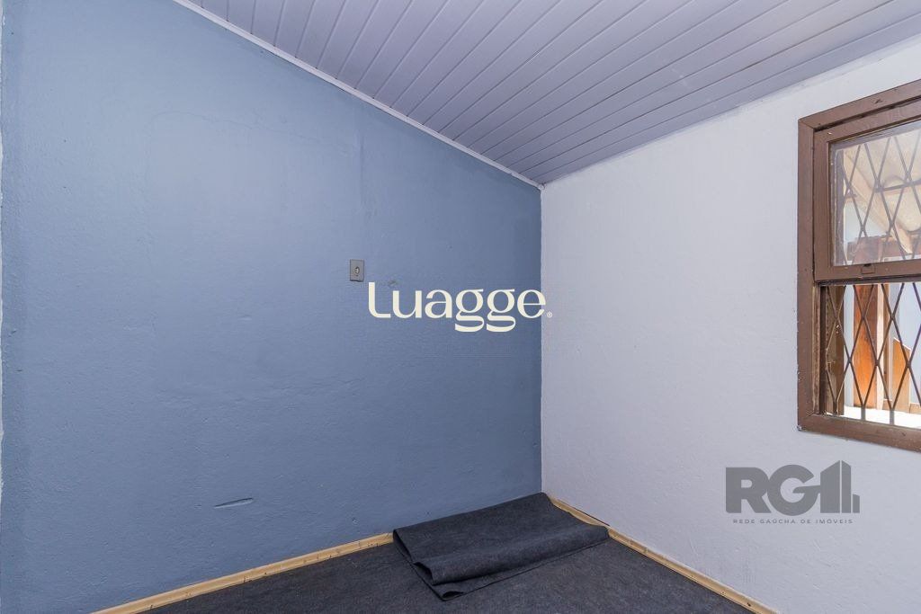 Casa à venda com 5 quartos, 159m² - Foto 9