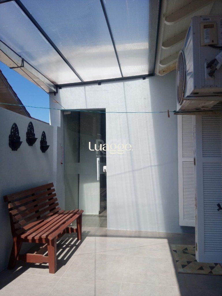 Casa à venda com 2 quartos, 71m² - Foto 12