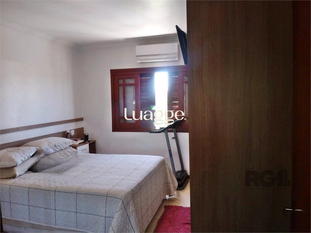 Casa à venda com 3 quartos, 239m² - Foto 15