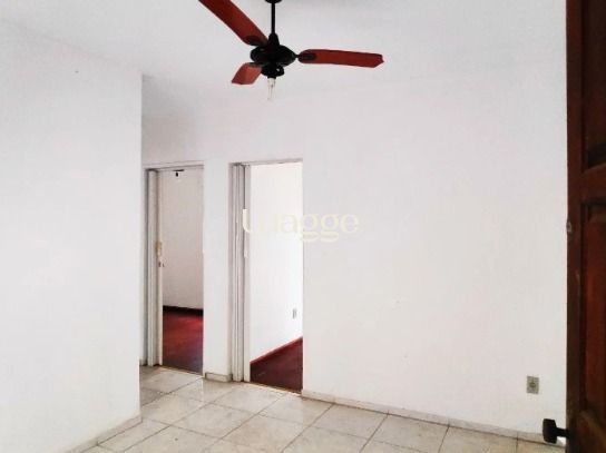 Apartamento à venda com 2 quartos, 47m² - Foto 2