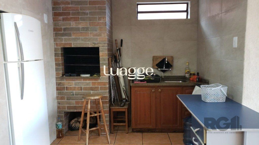 Casa à venda com 3 quartos, 201m² - Foto 14