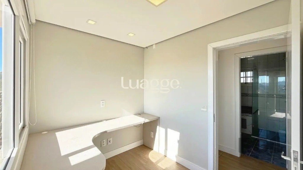 Casa à venda com 3 quartos, 121m² - Foto 17