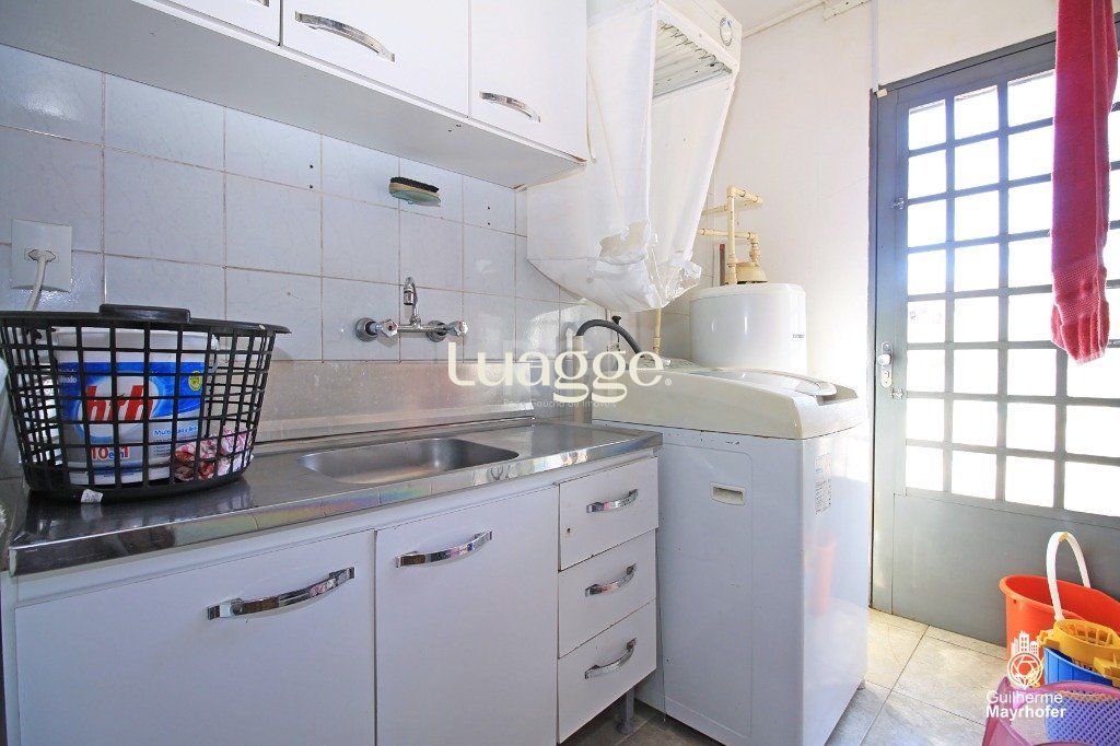 Casa à venda com 3 quartos, 227m² - Foto 26