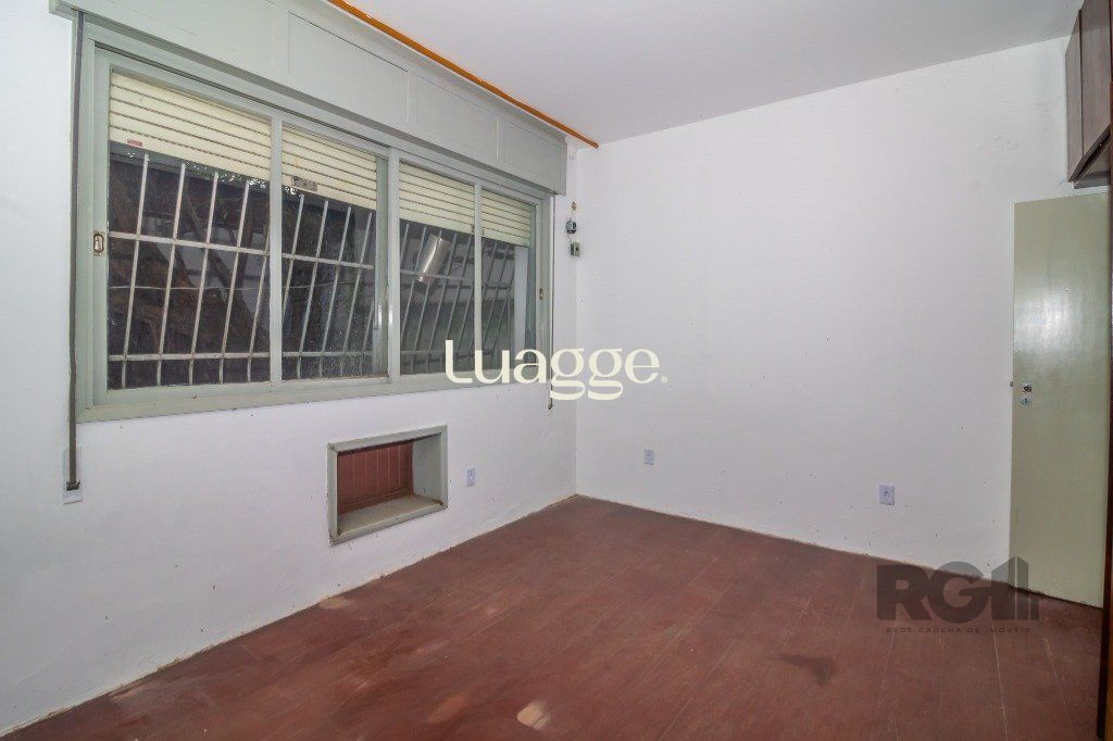 Casa à venda com 5 quartos, 117m² - Foto 5