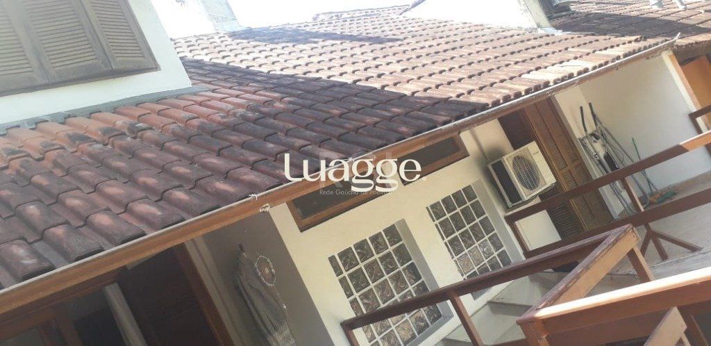 Casa de Condomínio à venda com 5 quartos, 220m² - Foto 17