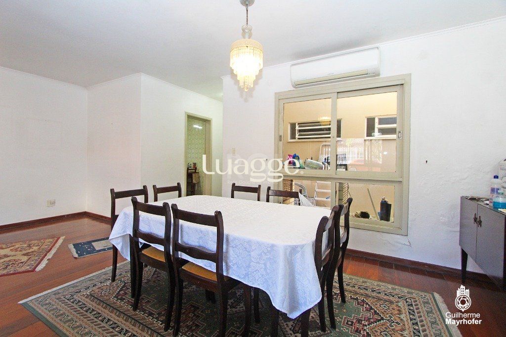 Casa à venda com 3 quartos, 214m² - Foto 9