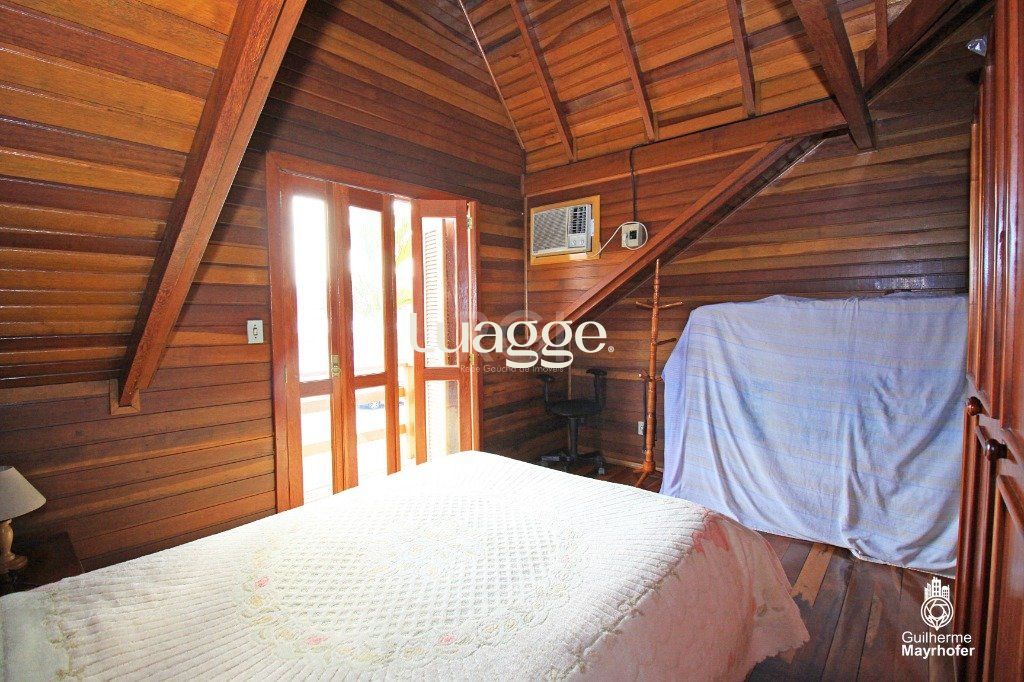 Casa à venda com 3 quartos, 236m² - Foto 9