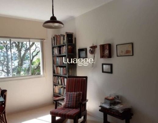 Apartamento à venda com 3 quartos, 108m² - Foto 2