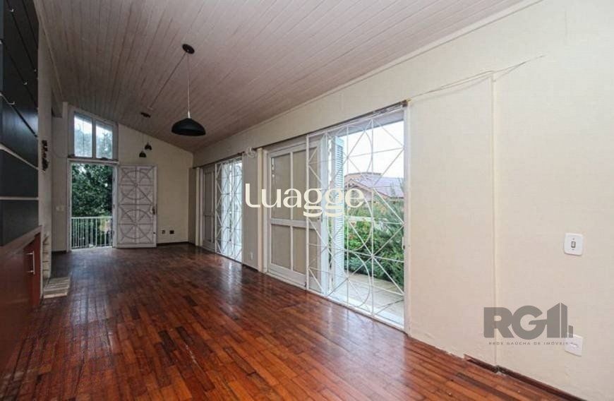 Casa à venda com 3 quartos, 147m² - Foto 4