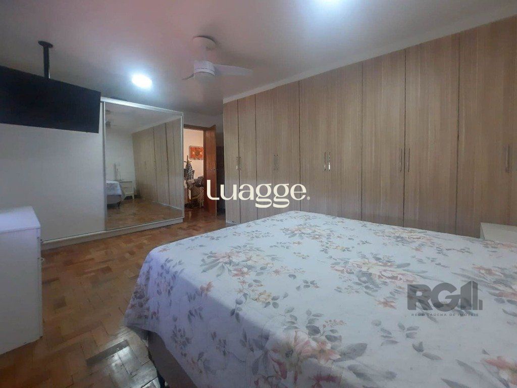 Casa à venda com 4 quartos, 241m² - Foto 24