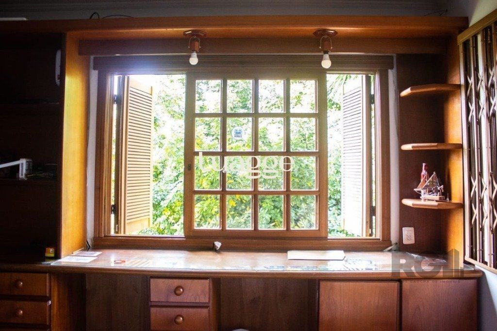 Casa à venda com 4 quartos, 297m² - Foto 13