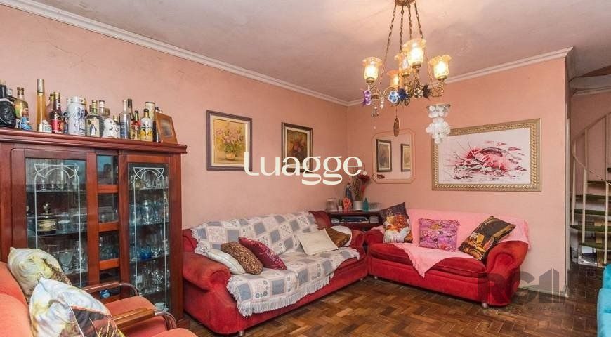 Casa à venda com 5 quartos, 252m² - Foto 2