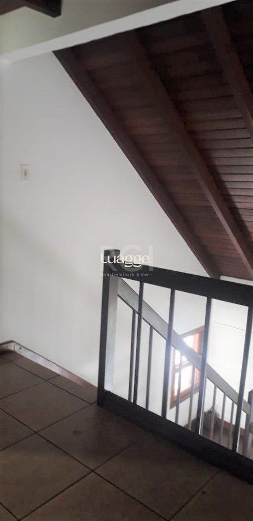 Casa de Condomínio à venda com 5 quartos, 220m² - Foto 20