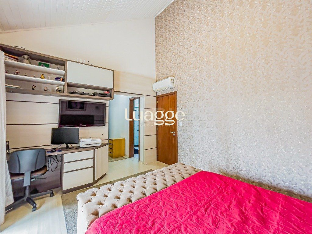 Casa de Condomínio à venda com 4 quartos, 243m² - Foto 45