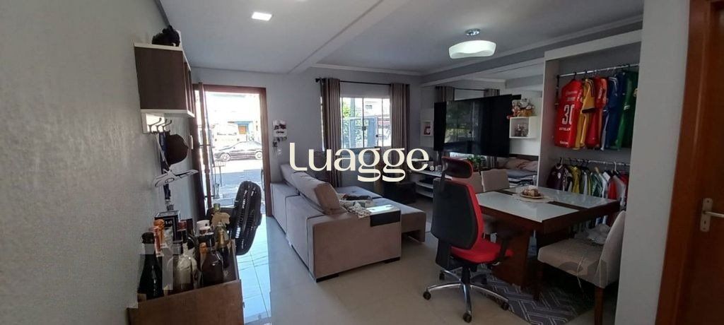 Casa à venda com 2 quartos, 103m² - Foto 1