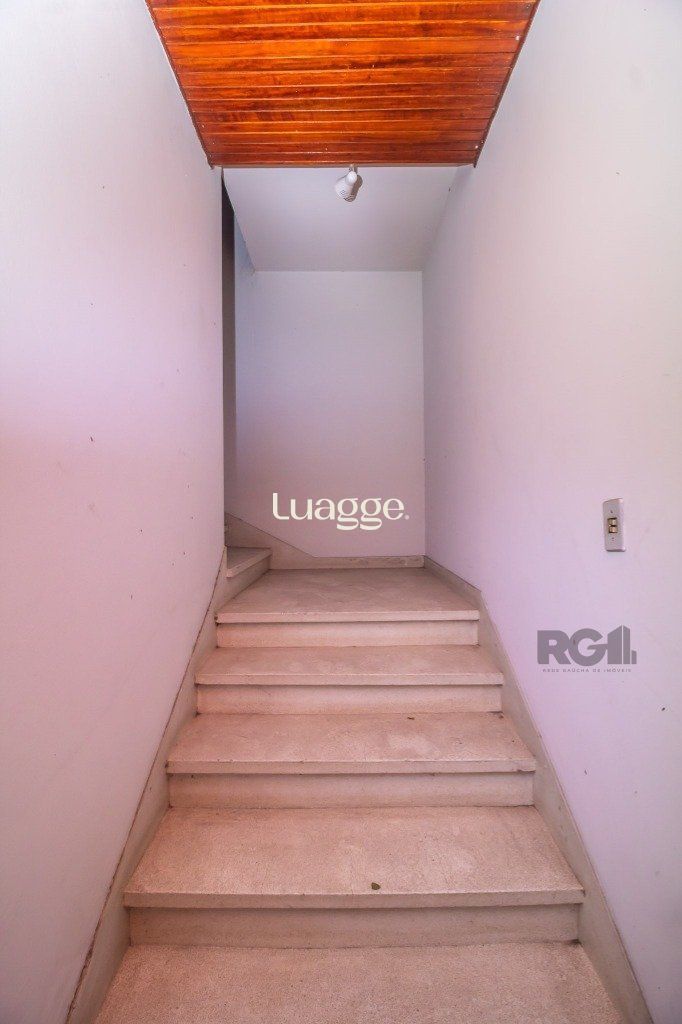 Casa à venda com 5 quartos, 117m² - Foto 28