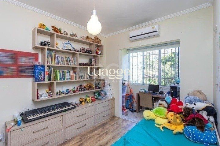 Casa à venda com 3 quartos, 209m² - Foto 26