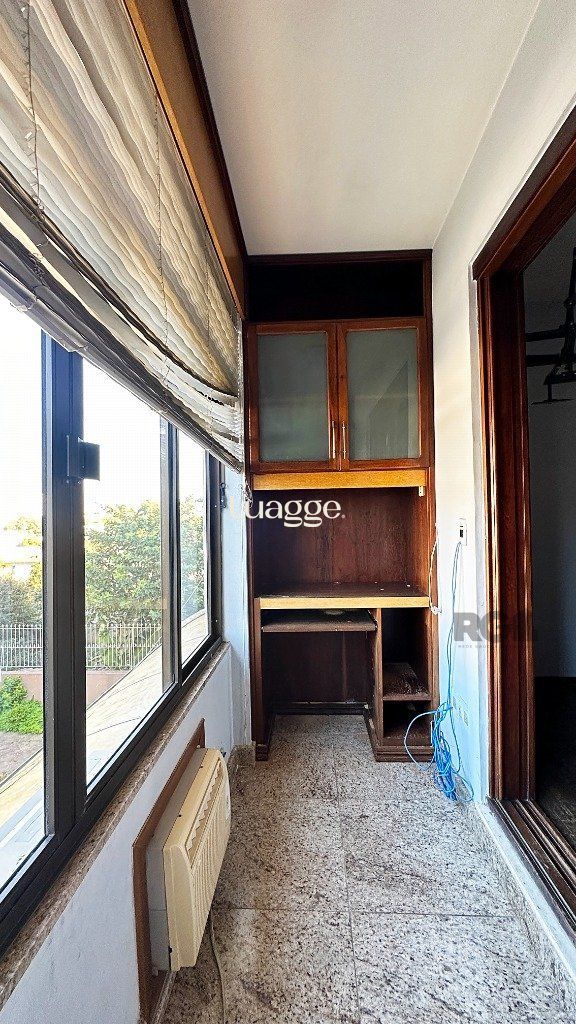 Casa à venda com 4 quartos, 351m² - Foto 12