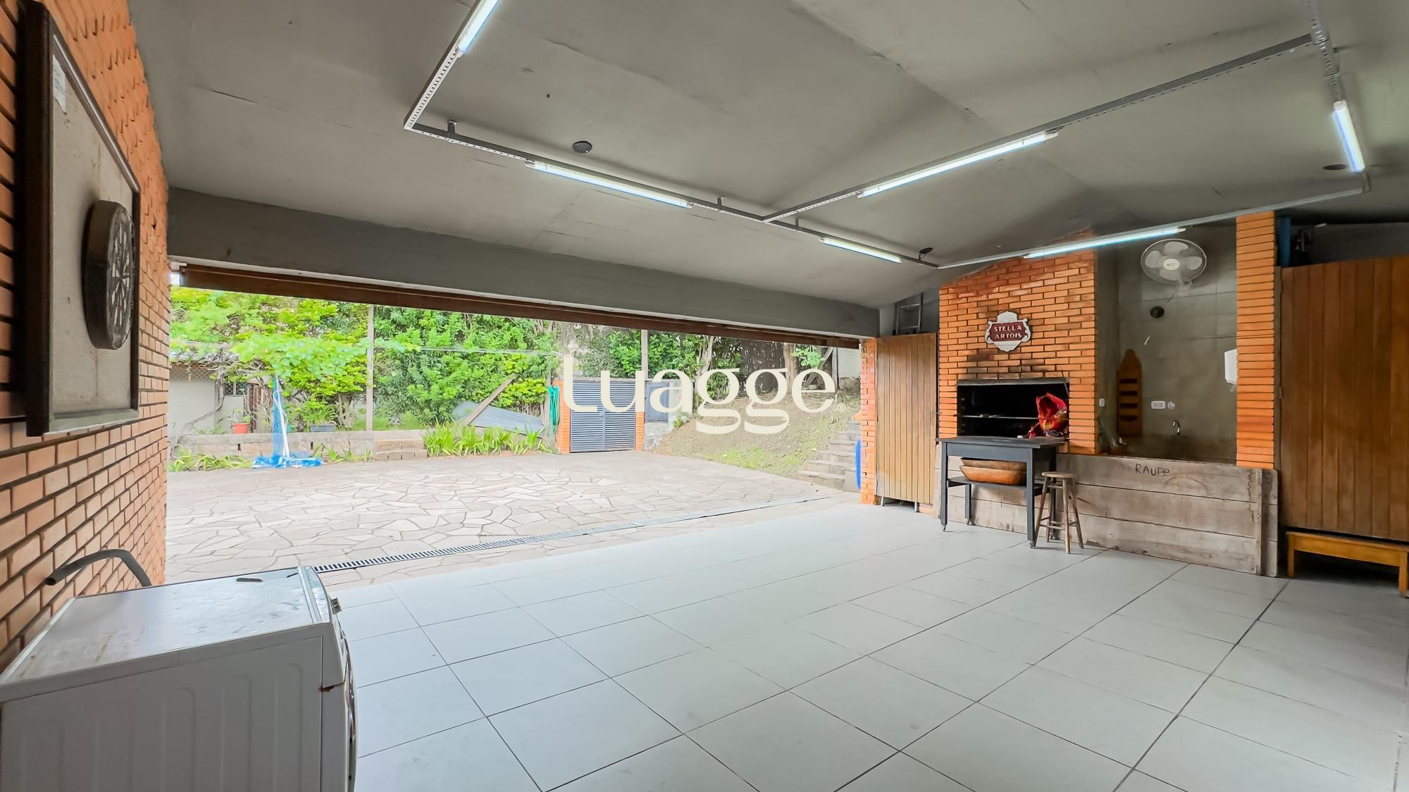 Casa à venda com 3 quartos, 315m² - Foto 10