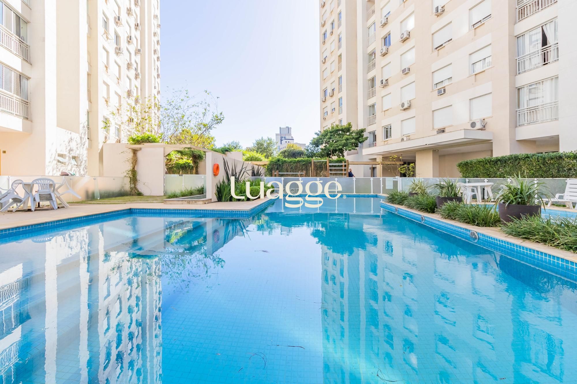 Apartamento à venda com 2 quartos, 64m² - Foto 14