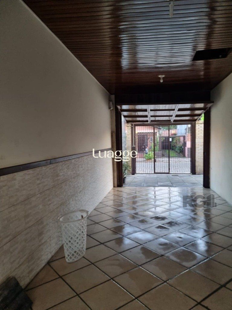 Casa à venda com 3 quartos, 227m² - Foto 6