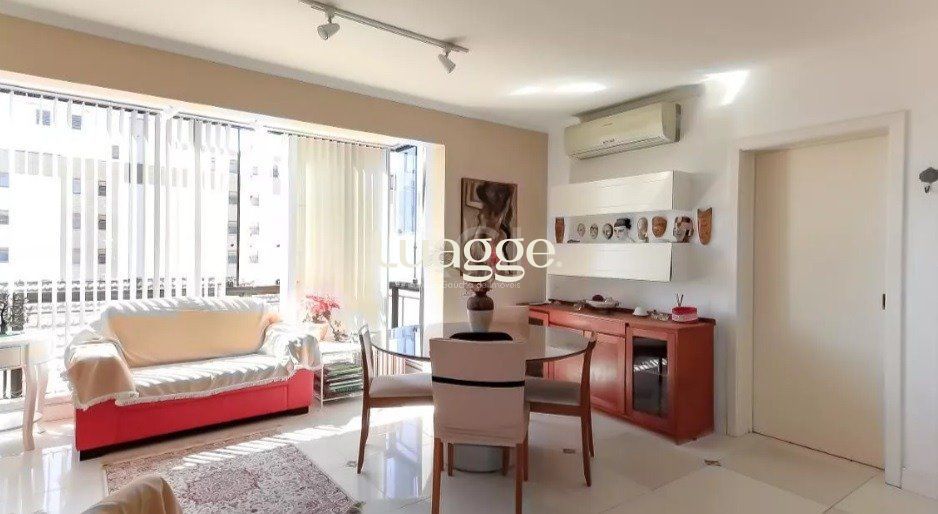 Cobertura à venda com 4 quartos, 191m² - Foto 1