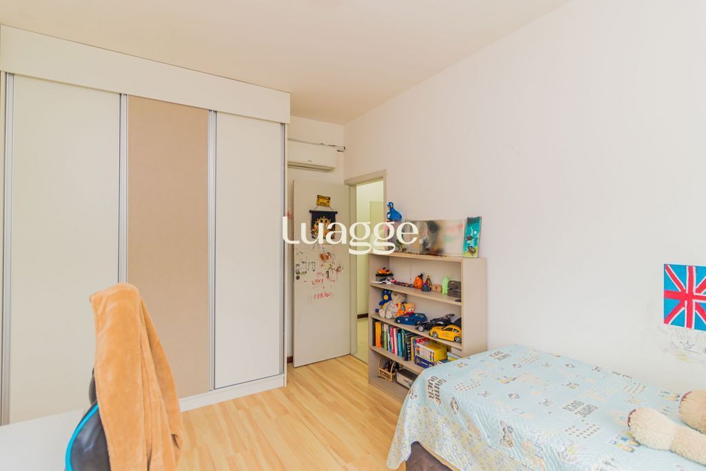 Casa de Condomínio à venda com 3 quartos, 271m² - Foto 31