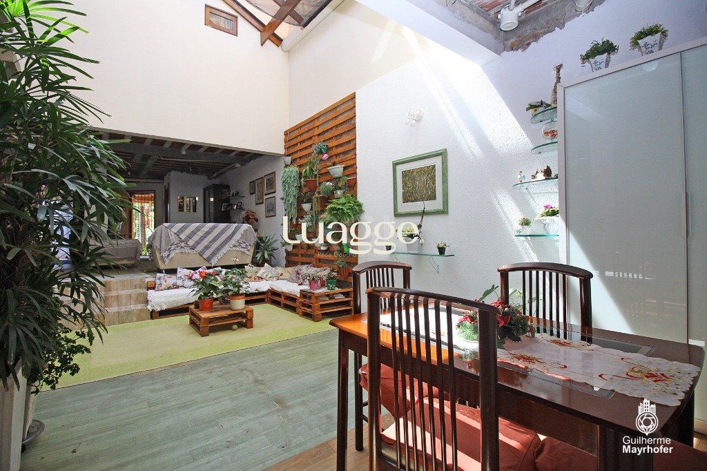 Casa à venda com 3 quartos, 356m² - Foto 6
