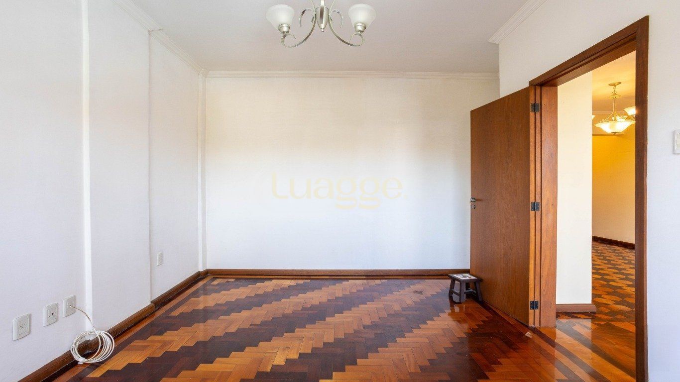 Apartamento à venda com 3 quartos, 137m² - Foto 16