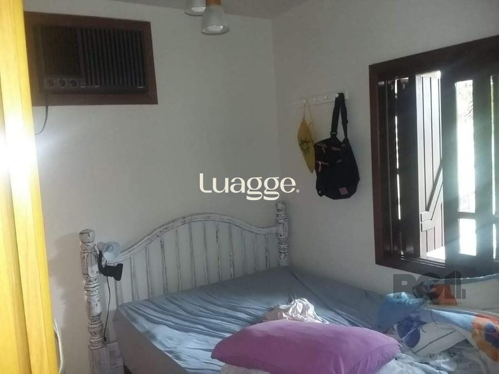 Casa à venda com 3 quartos, 221m² - Foto 6