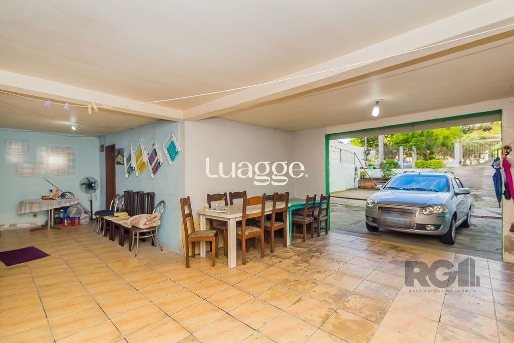 Casa à venda com 5 quartos, 241m² - Foto 23