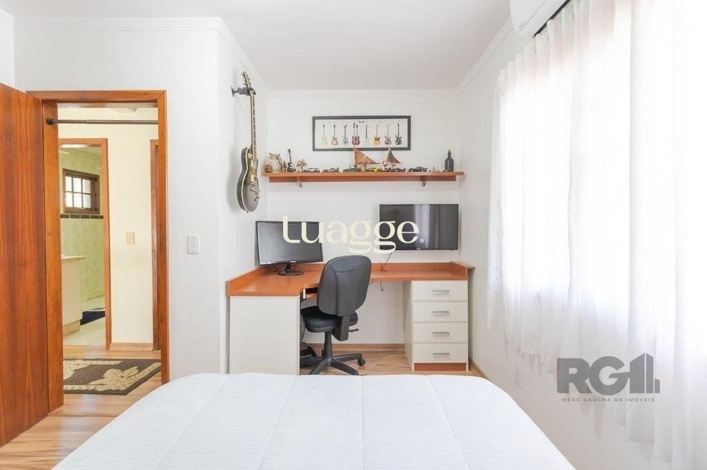 Casa à venda com 4 quartos, 231m² - Foto 32
