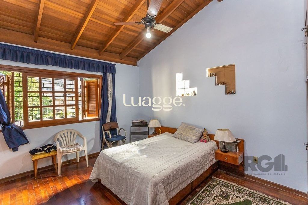 Casa à venda com 4 quartos, 218m² - Foto 12