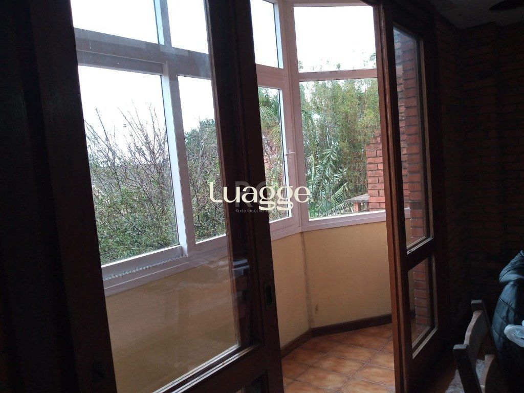 Casa à venda com 3 quartos, 258m² - Foto 6