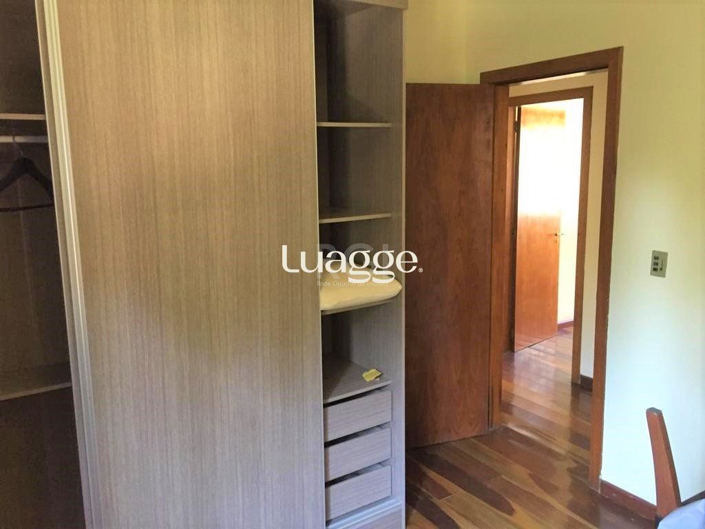 Casa à venda com 3 quartos, 201m² - Foto 11